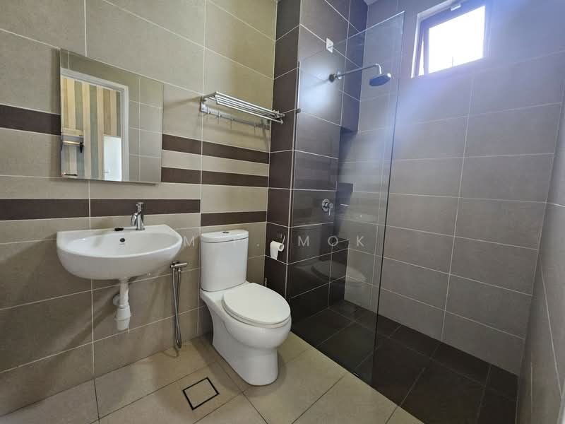Semi-Detached House for Rent in Johor Bahru (Johor) - M.L. Mok - Bathroom - PropertyGuru.com.my