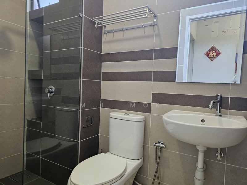 Semi-Detached House for Rent in Johor Bahru (Johor) - M.L. Mok - Bathroom - PropertyGuru.com.my