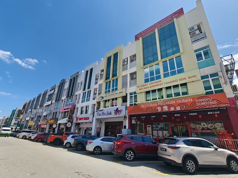 Shop / Office for Rent in Bandar Puteri Puchong (Puchong) - Alexis Lim - Exterior - PropertyGuru.com.my