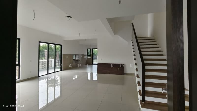 2-storey Terraced House for Sale in Shah Alam (Selangor) - Maple Kok - Living Room - PropertyGuru.com.my