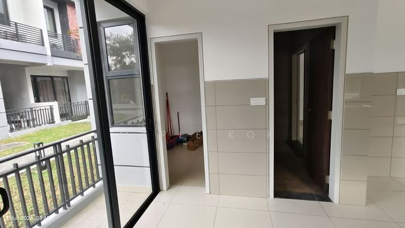 2-storey Terraced House for Sale in Shah Alam (Selangor) - Maple Kok - Exterior - PropertyGuru.com.my