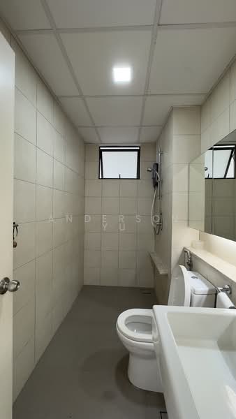 Condominium for Rent at The WaterEdge (Pinggiran Air) - Anderson Yu - Bathroom - PropertyGuru.com.my