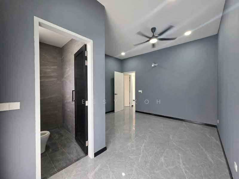 Rumah Berkembar untuk Disewa di Setia Tropika (Johor Bahru) - Jessy Koh - Bathroom - PropertyGuru.com.my
