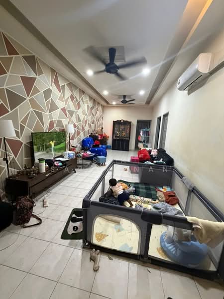 1-storey Terraced House for Sale in Johor Bahru (Johor) - Sha Saravanan - Living Room - PropertyGuru.com.my