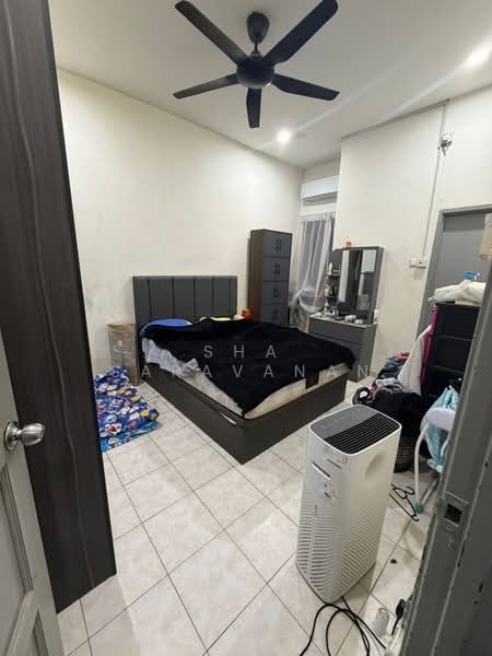 1-storey Terraced House for Sale in Johor Bahru (Johor) - Sha Saravanan - Bedroom - PropertyGuru.com.my