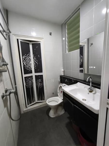 2-storey Terraced House for Rent in Ipoh (Perak) - Ck Nyau - Bathroom - PropertyGuru.com.my