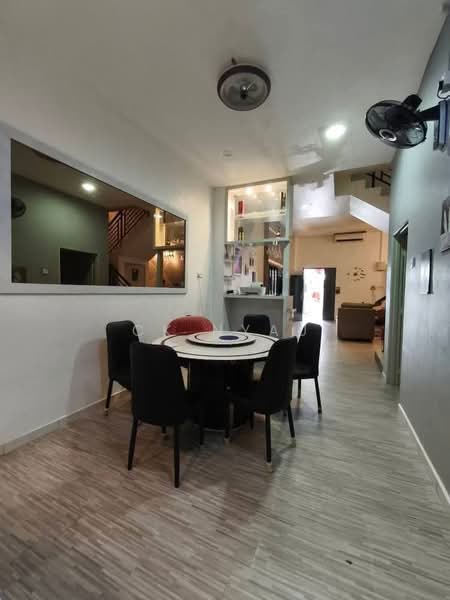 2-storey Terraced House for Rent in Ipoh (Perak) - Ck Nyau - Dining Room - PropertyGuru.com.my