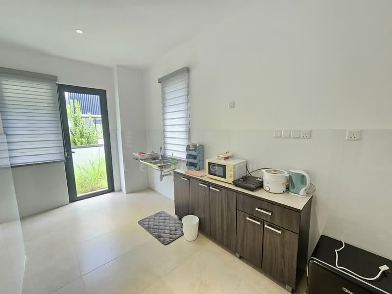 Terraced House for Rent in Kota Kemuning (Shah Alam) - Leon Goh - Kitchen - PropertyGuru.com.my