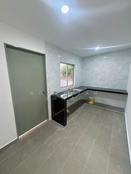 Rumah Teres 1 Tingkat untuk Dijual di Rawang (Selangor) - Norfaizah Ahmad - Kitchen - PropertyGuru.com.my
