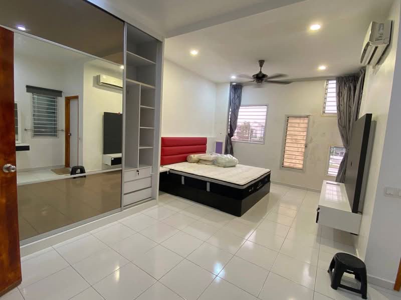 Rumah Teres 2 Tingkat untuk Disewa di Setia Tropika (Johor Bahru) - Li Wei - PropertyGuru.com.my