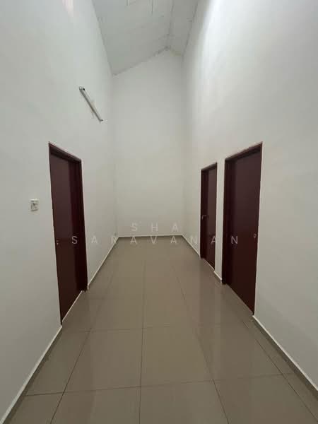 Rumah Teres 2 Tingkat untuk Disewa di Skudai (Johor) - Sha Saravanan - Corridor - PropertyGuru.com.my