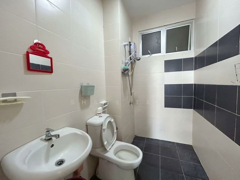 Apartment for Sale at Kalista Residence - Shane Tan - Bathroom - PropertyGuru.com.my