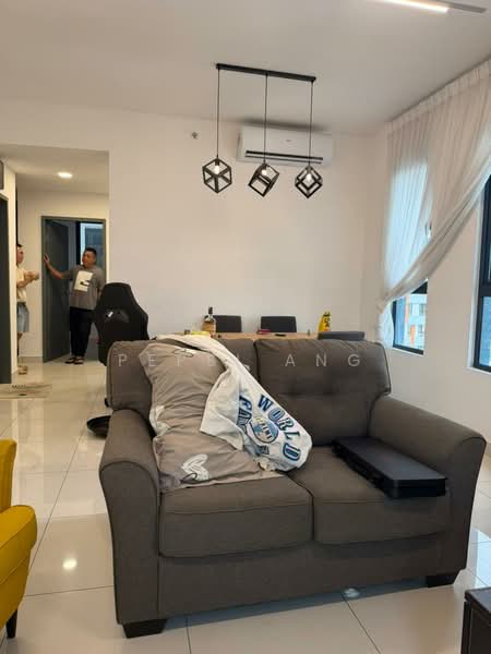 Servis Apartment untuk Disewa di TRIO By Setia - Pepsi Ang - Living Room - PropertyGuru.com.my