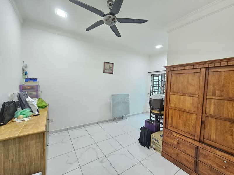 Rumah Teres 2 Tingkat untuk Dijual di Kampung Teluk Gadong Besar (Klang) - Leon Goh - Living Room - PropertyGuru.com.my