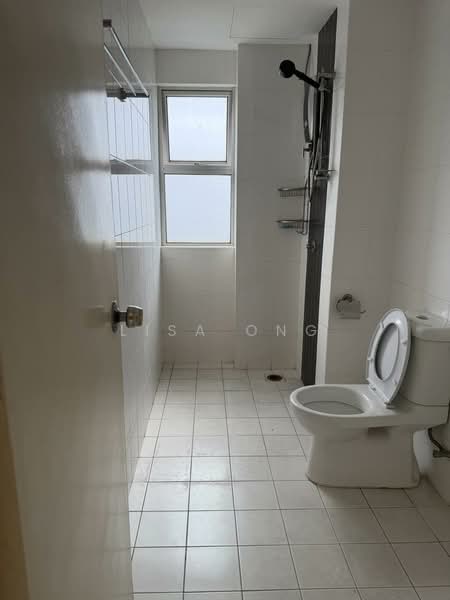 Condominium for Rent at Plaza Menjalara - Lisa Ong - Bathroom - PropertyGuru.com.my