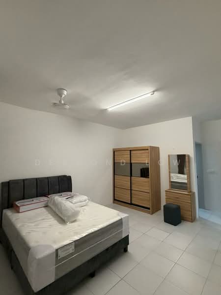 Kondominium untuk Disewa di Residensi Sateria - Desmond Low - Bedroom - PropertyGuru.com.my