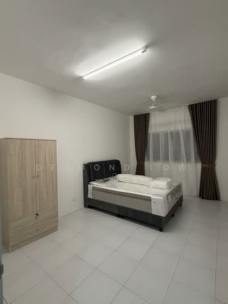 Kondominium untuk Disewa di Residensi Sateria - Desmond Low - Bedroom - PropertyGuru.com.my