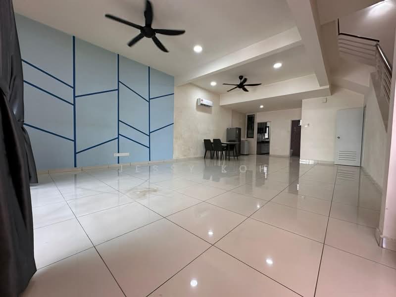 2-storey Terraced House for Rent in Taman Sutera Utama (Skudai) - Jessy Koh - Living Room - PropertyGuru.com.my