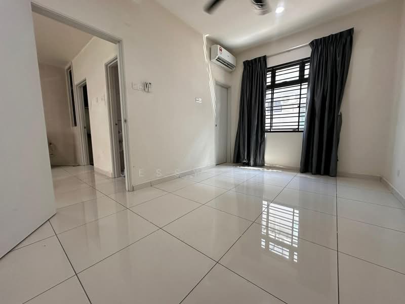 2-storey Terraced House for Rent in Taman Sutera Utama (Skudai) - Jessy Koh - Living Room - PropertyGuru.com.my