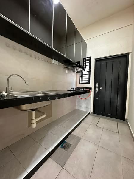 2-storey Terraced House for Rent in Taman Sutera Utama (Skudai) - Jessy Koh - Kitchen - PropertyGuru.com.my