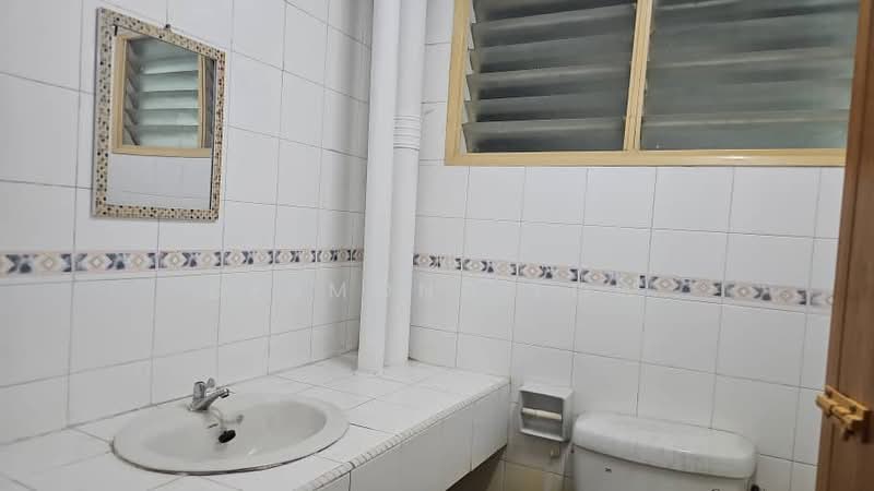 Pangsapuri untuk Disewa di Menara Pelangi - Desmond Low - Bathroom - PropertyGuru.com.my