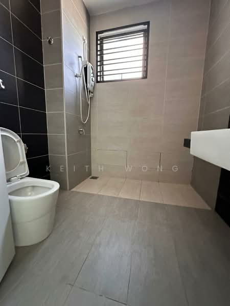 2-storey Terraced House for Rent in Taman Sutera Utama (Skudai) - Keith Wong - Bathroom - PropertyGuru.com.my