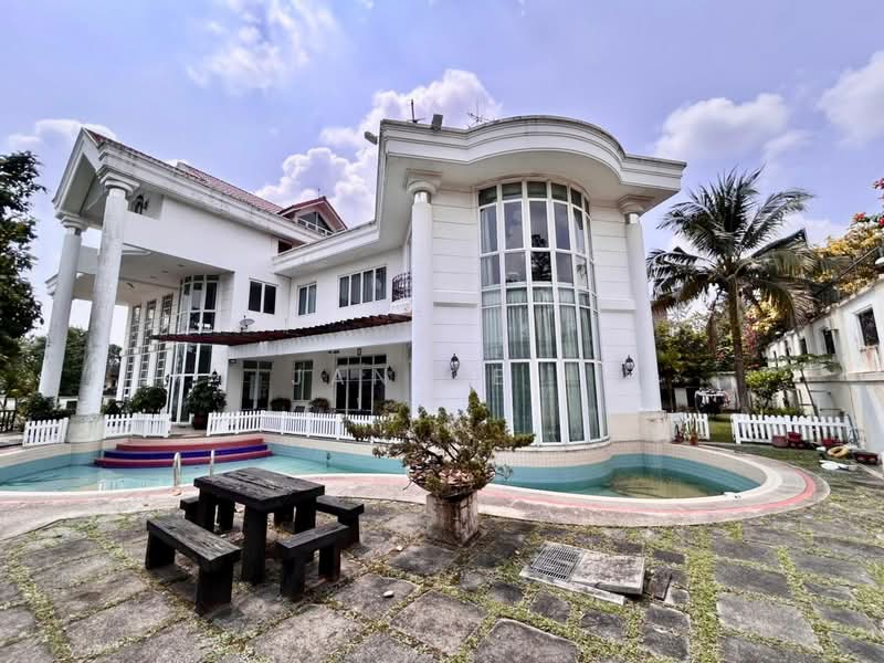 Bungalow for Sale in Kampung Stulang (Johor Bahru) - Janice . - PropertyGuru.com.my