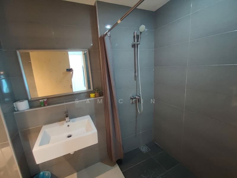 Service Residence for Sale at Imperium Residence - Sam Chin - Bathroom - PropertyGuru.com.my