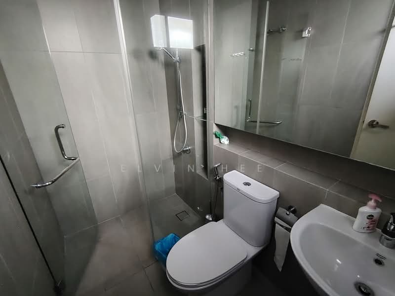 Bungalow for Sale in Telok Panglima Garang (Selangor) - Elvin Hee - Bedroom 2 Bathroom - PropertyGuru.com.my