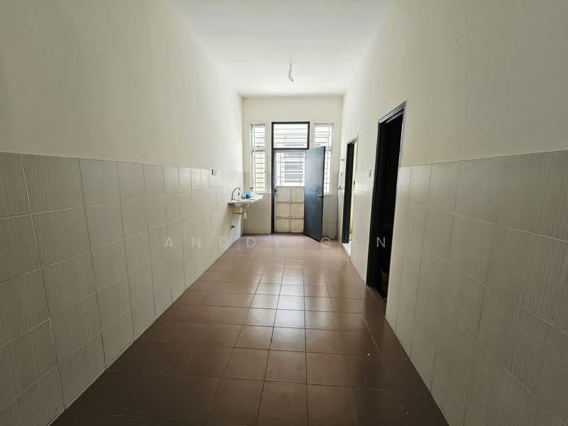 Rumah Teres 2 Tingkat untuk Dijual di Seksyen 33 (Shah Alam) - Anddy Gan - PropertyGuru.com.my