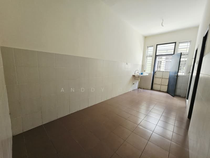 Rumah Teres 2 Tingkat untuk Dijual di Seksyen 33 (Shah Alam) - Anddy Gan - PropertyGuru.com.my