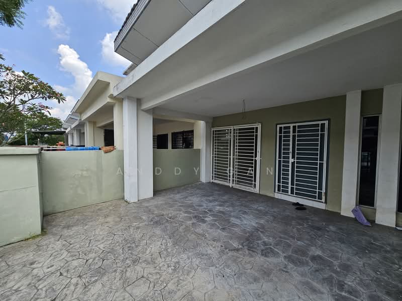Rumah Teres 2 Tingkat untuk Dijual di Seksyen 33 (Shah Alam) - Anddy Gan - PropertyGuru.com.my