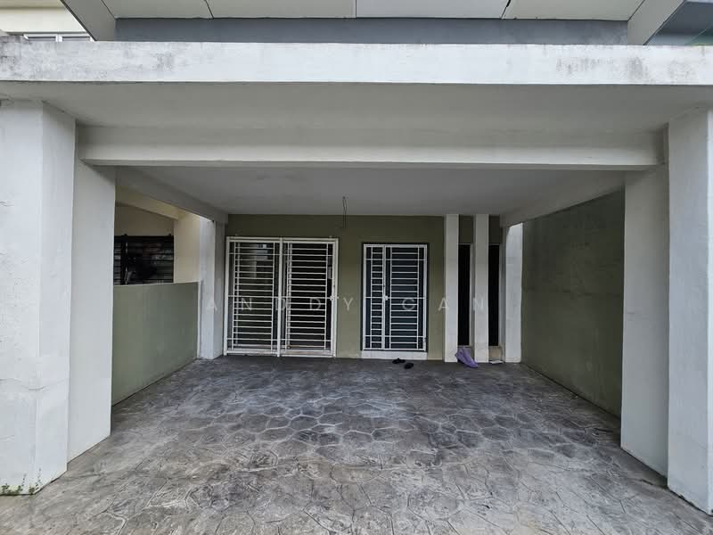 Rumah Teres 2 Tingkat untuk Dijual di Seksyen 33 (Shah Alam) - Anddy Gan - PropertyGuru.com.my