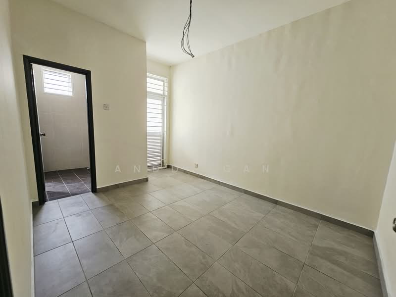 Rumah Teres 2 Tingkat untuk Dijual di Seksyen 33 (Shah Alam) - Anddy Gan - PropertyGuru.com.my