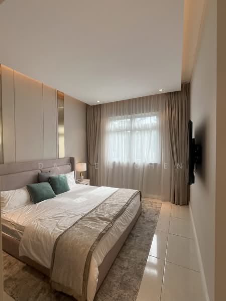 Pangsapuri untuk Dijual di Adison Serviced Apartments @ W City Larkinton Johor Bahru - Darren Chen - Bedroom - PropertyGuru.com.my