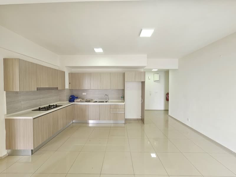 Service Residence for Rent at Gravit8, Klang - Leon Goh - Kitchen - PropertyGuru.com.my
