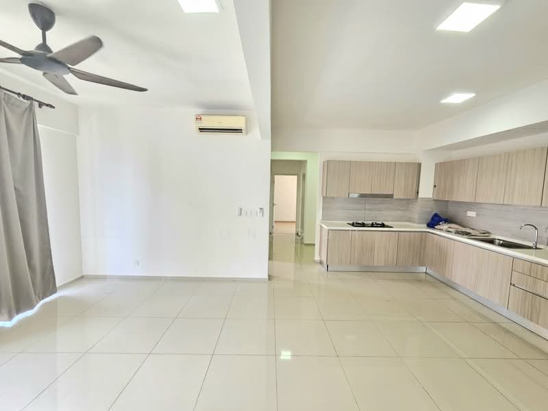 Service Residence for Rent at Gravit8, Klang - Leon Goh - Kitchen - PropertyGuru.com.my