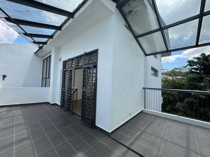 3-storey Terraced House for Sale in Laman Glenmarie (Shah Alam) - Zuraini Soh - Exterior - PropertyGuru.com.my