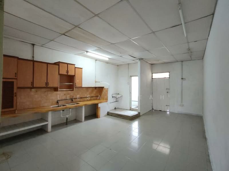 2-storey Terraced House for Sale in Taman Chai Leng (Perai) - Leesa Cheah - Kitchen - PropertyGuru.com.my