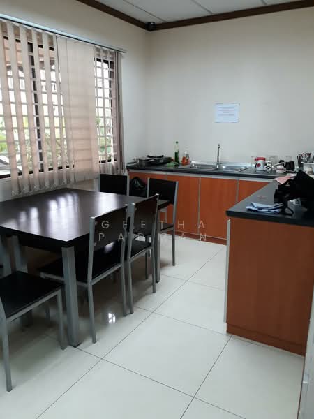 Rumah Banglo untuk Dijual di Seksyen 5 (Petaling Jaya) - Geetha Padman - PropertyGuru.com.my