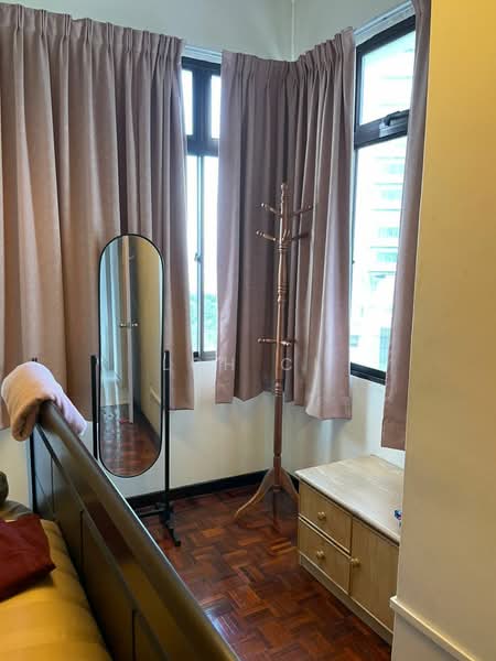 Pangsapuri untuk Dijual di Bukit Dumbar Permai - Loh CL - Bedroom - PropertyGuru.com.my
