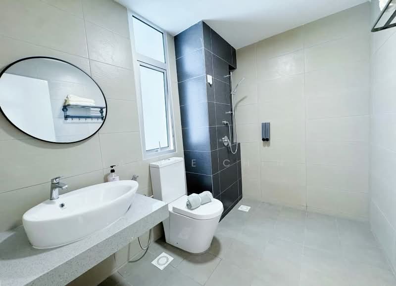 Servis Apartment untuk Disewa di MIRAI Residences - Jaynee Chin - Bathroom - PropertyGuru.com.my