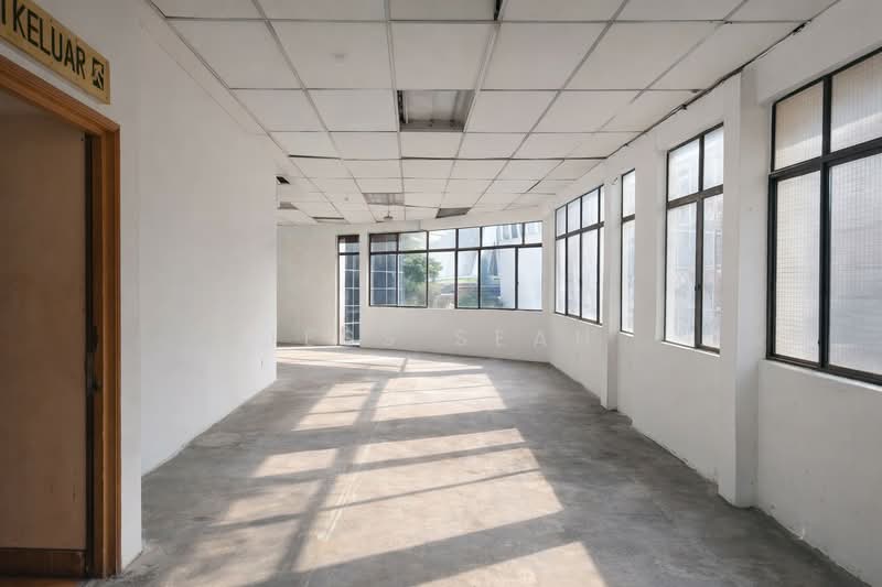 Shop / Office for Rent in KL City Centre (Kuala Lumpur) - Jess Seah - Interior - PropertyGuru.com.my