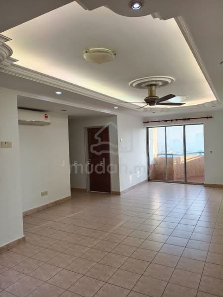 Kondominium untuk Disewa di Amadesa Resort Condominium - Jeff Yap - Living Room - PropertyGuru.com.my