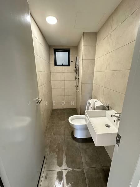 Servis Apartment untuk Dijual di M Luna - Jenson Low - Bathroom - PropertyGuru.com.my