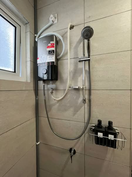 Service Residence for Rent at Residensi Rimbun @ Canopy Hills - Jeff Yap - Bathroom - PropertyGuru.com.my