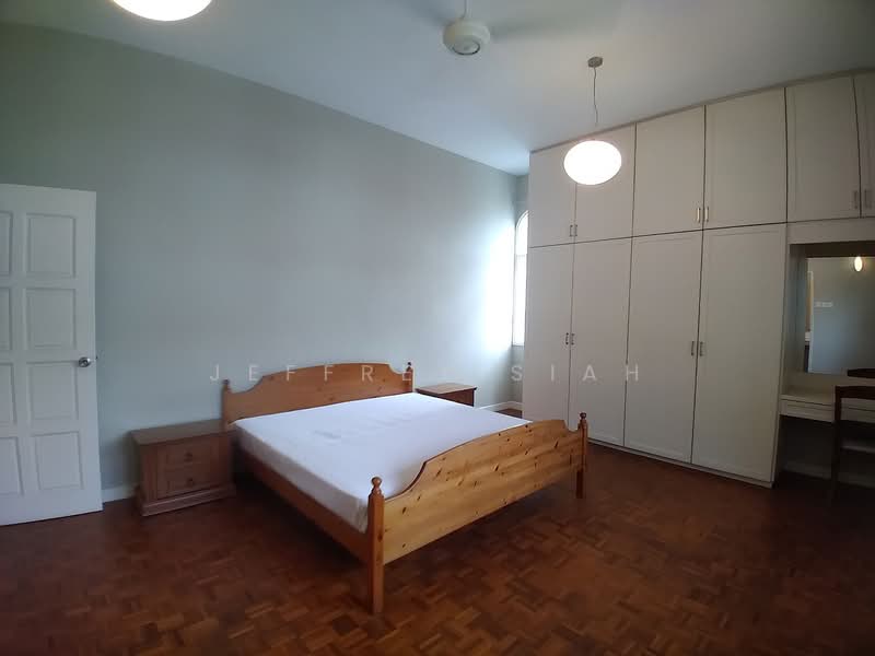 Apartment for Rent at Earls Court - Jeffrey Siah - Bedroom - PropertyGuru.com.my
