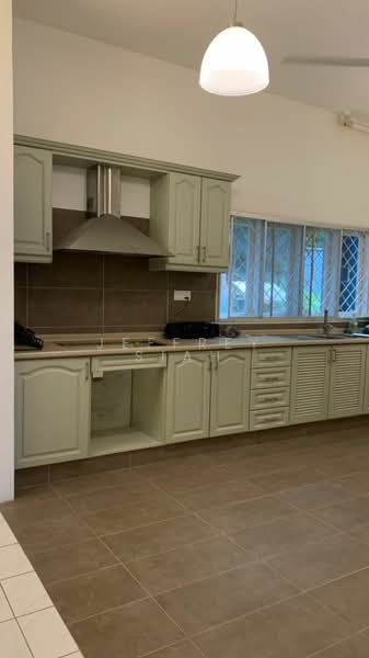 Apartment for Rent at Earls Court - Jeffrey Siah - Kitchen - PropertyGuru.com.my
