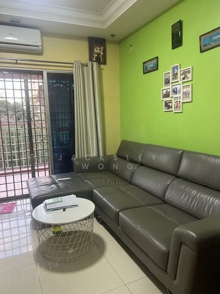 Kondominium untuk Dijual di Vista Amani - Jacksley Wong - Living Room - PropertyGuru.com.my