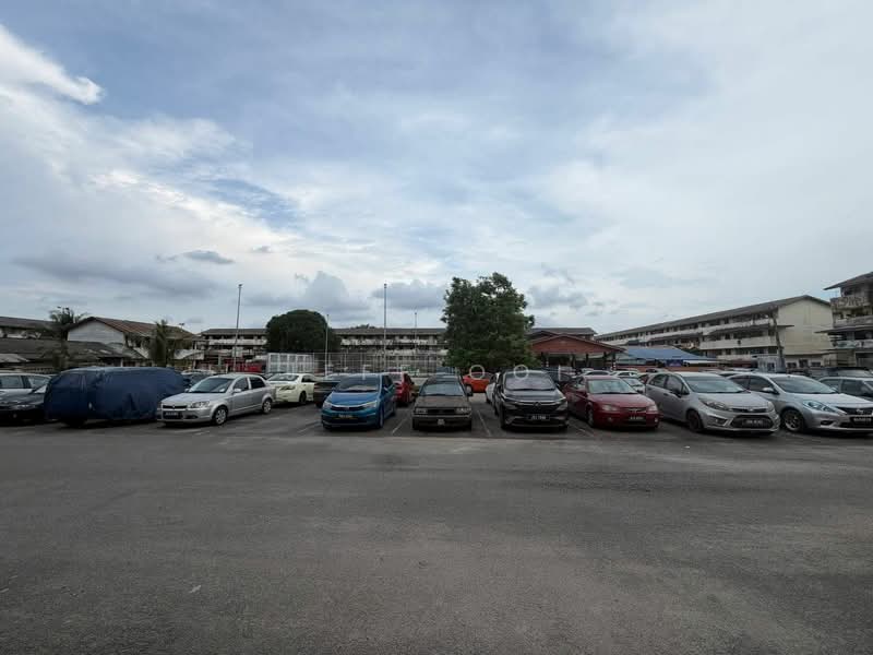 Rumah Flat untuk Dijual di Flat Taman Ungku Tun Aminah - Jeff Ooi - Exterior - PropertyGuru.com.my